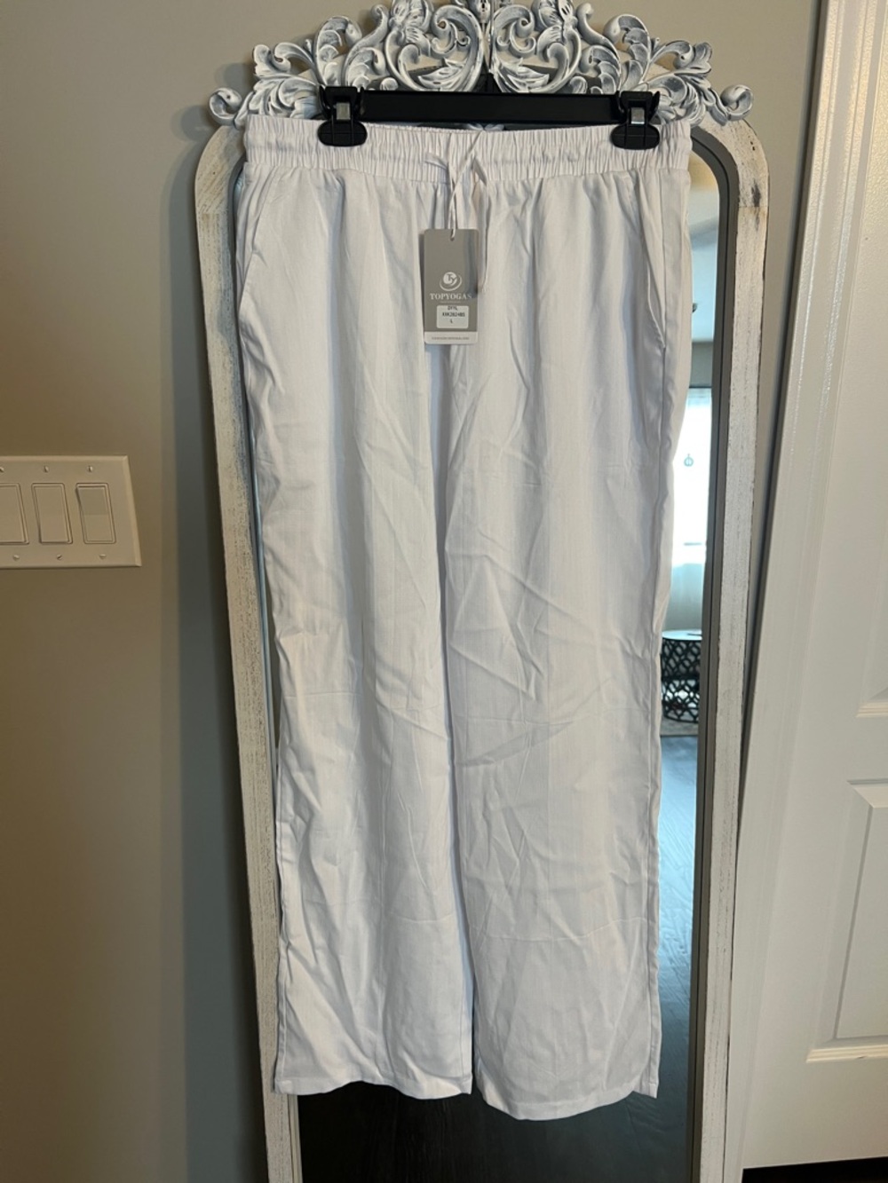 White Straight-Leg Pull-On Pants with Elastic Waist